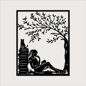 Dziewczyna czytająca książkę